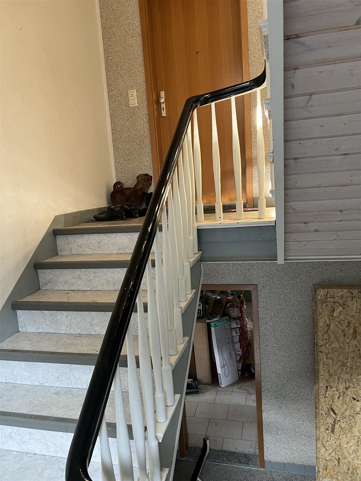 Altes Treppenhaus vor der Sanierung